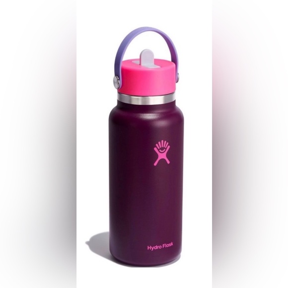 Hydro Flask Limited Edition Water Bottle in Sugarplum 32 Oz. NWT - Picture 3 of 8